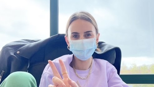 Pri 28 letih je bila popolnoma zdrava, en sam obisk stranišča je spremenil vse