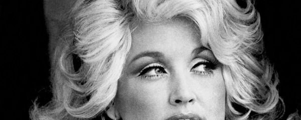 Dolly Parton ni obogatela le z glasbo: ena poslovna odločitev ji je prinesla milijone